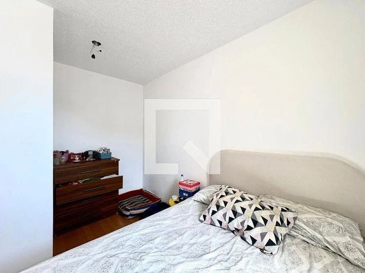 2-bedroom apartment in a building with a gym — photo 11