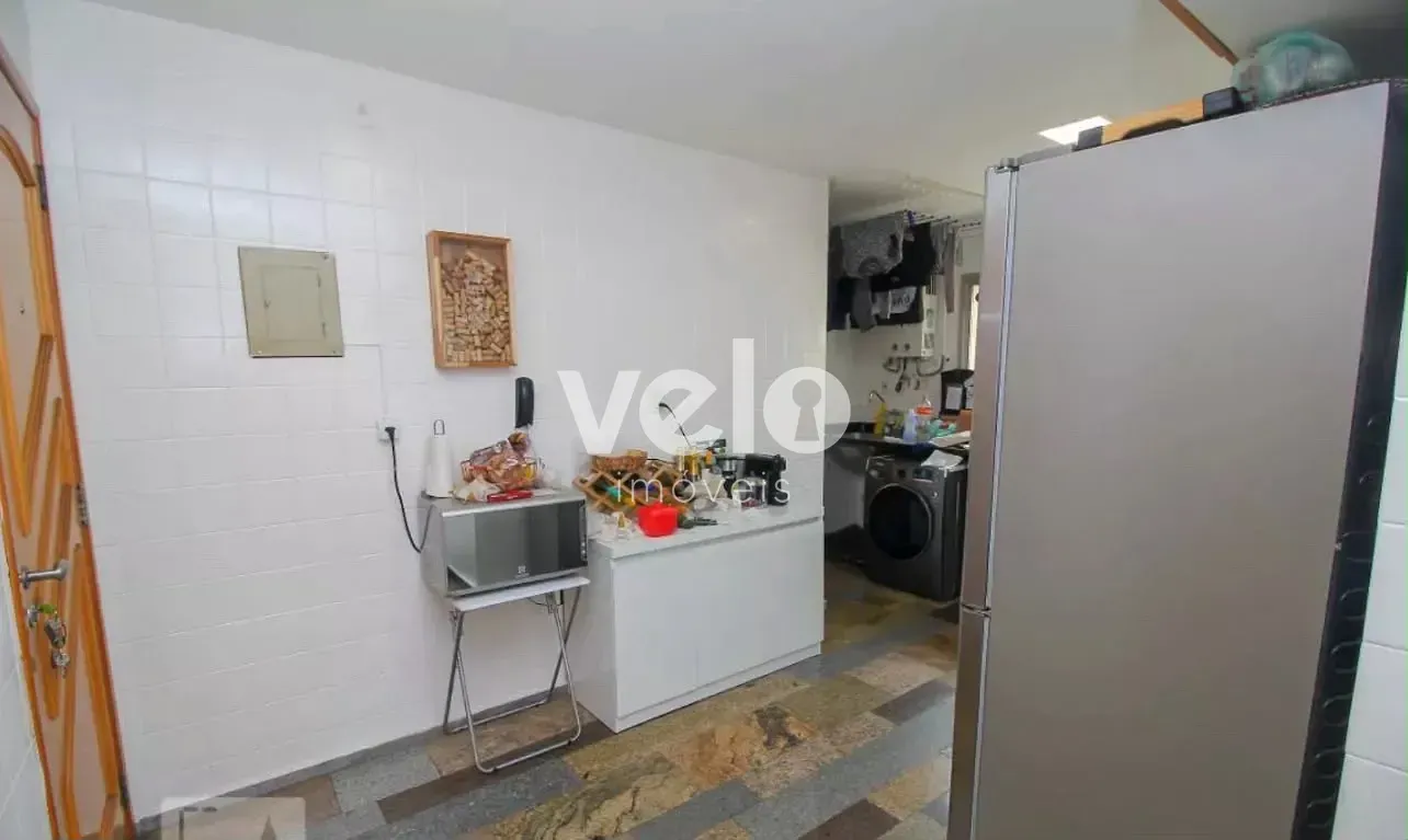 2-bedroom apartment with a washing machine — photo 11