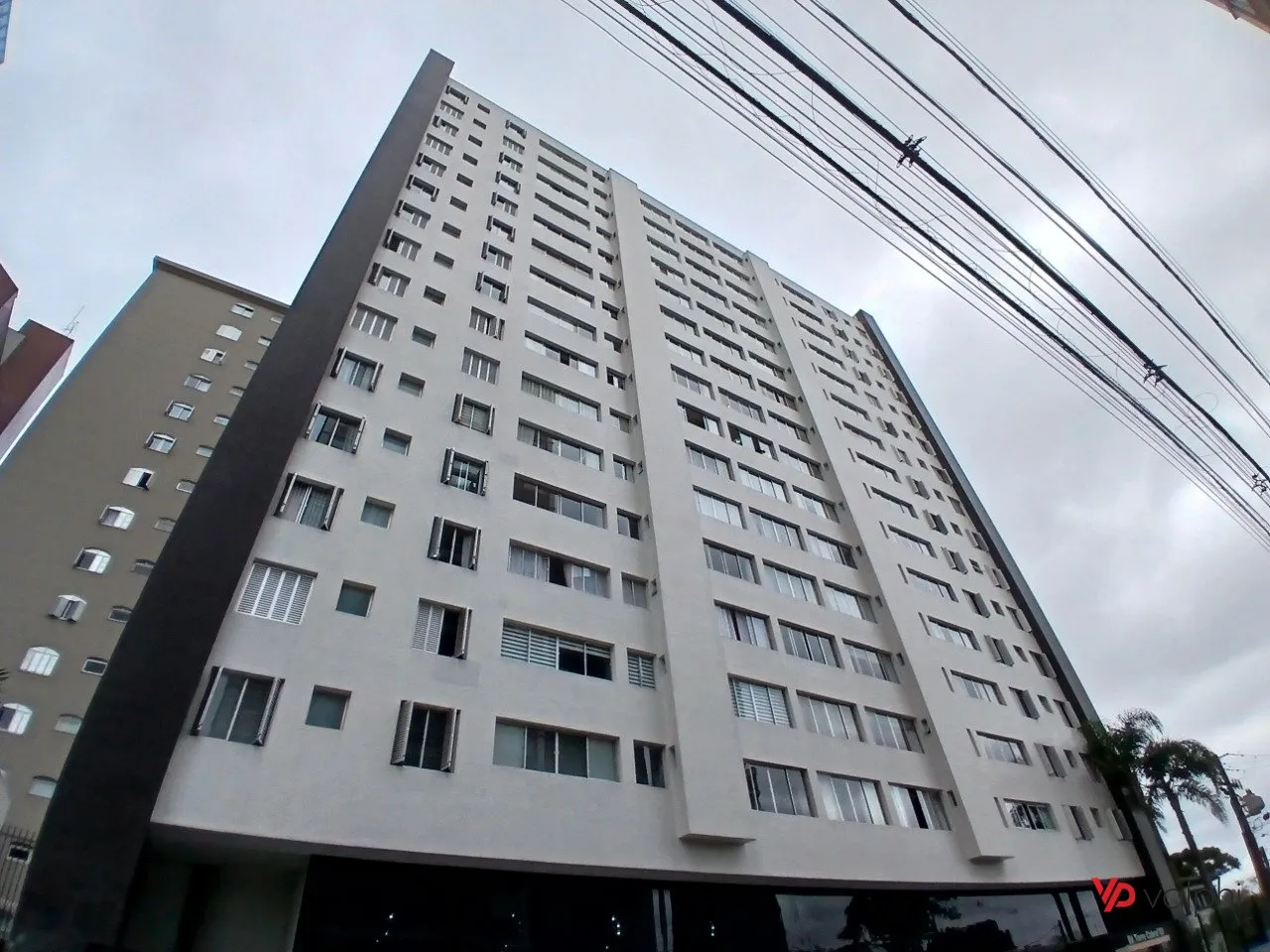 4-bedroom apartment with a walk-in closet in Curitiba — photo 87