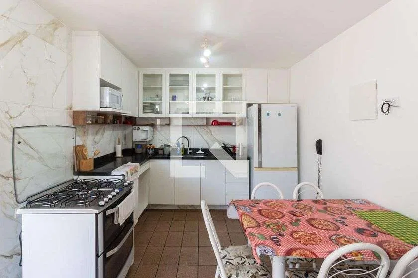 3-bedroom apartment with a washing machine in Rio de Janeiro — photo 2