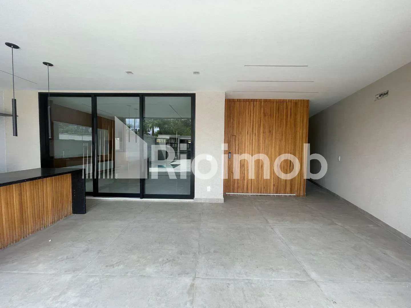 Будинок із кухнею відкритого планування та 5 спальнями 490 м² — photo 8