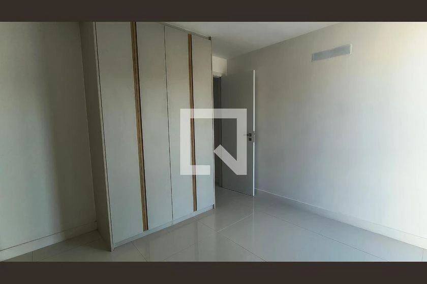 Apartamento com 3 suítes, 5 banheiros e 328 m² — photo 25