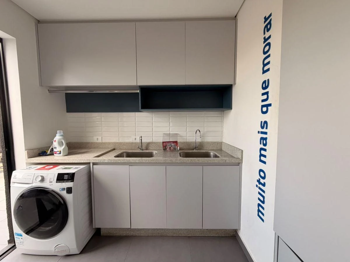 Furnished apartment, 38 m², with a washing machine — photo 9