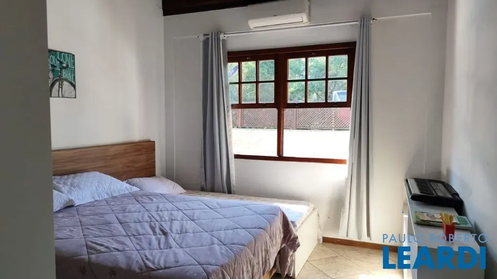 Дом 400 м² с 4 спальнями, 3 ванными и 2 местами — photo 9