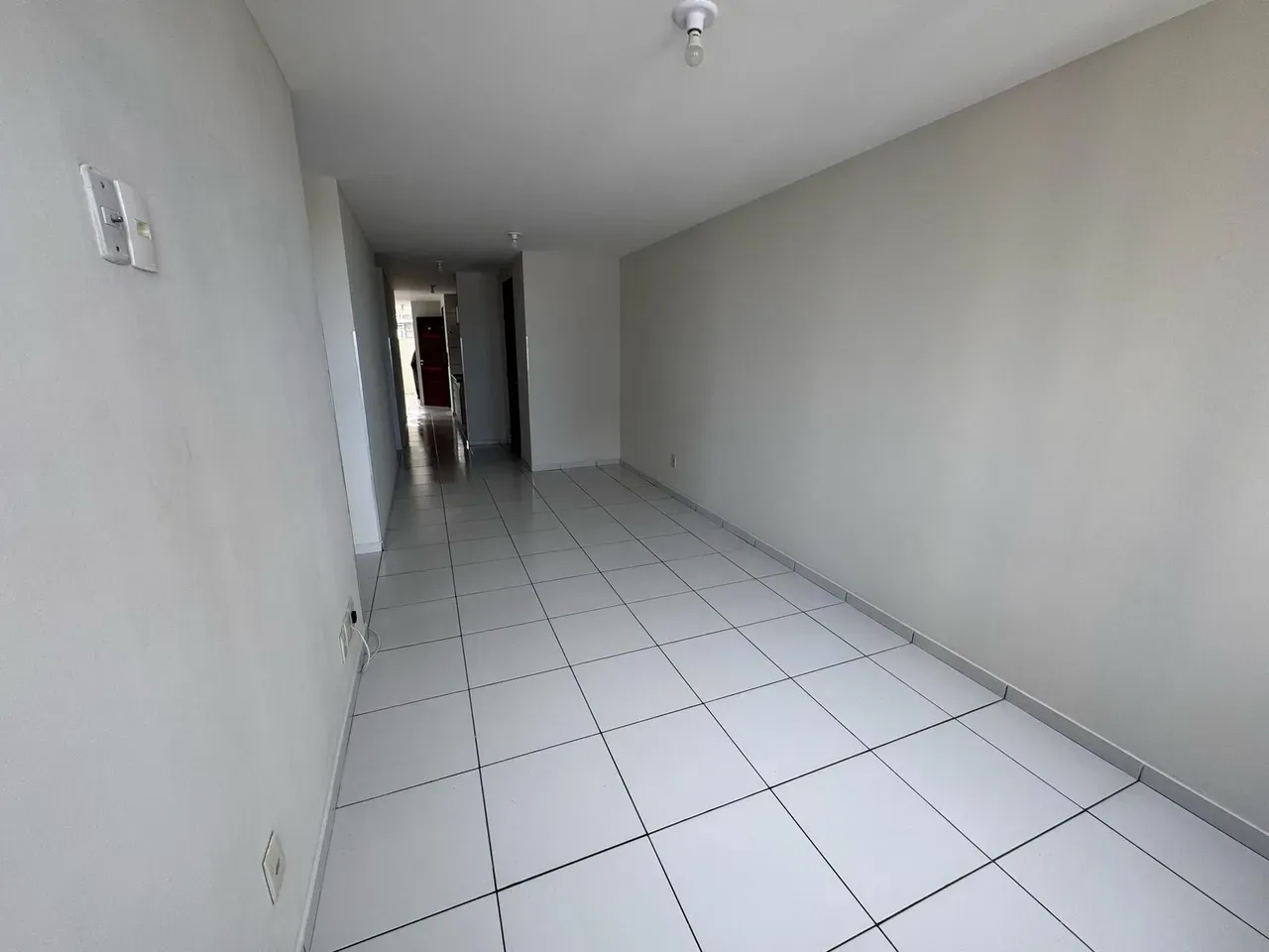 Unfurnished 100 m² apartment with 4 bedrooms and 2 en-suites — photo 2