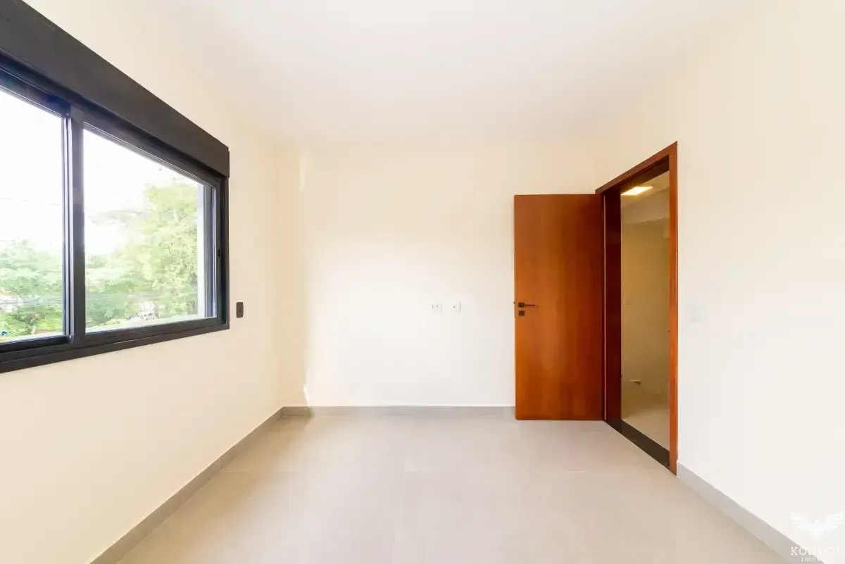Two-story house with 230 m² and 3 bedrooms, 1 suite — photo 26
