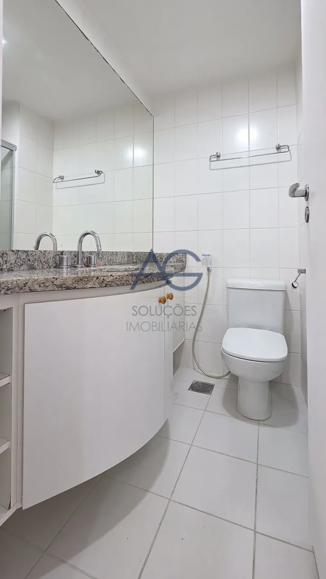 110 m² apartment with 2 bedrooms and 2 parking spots — photo 22