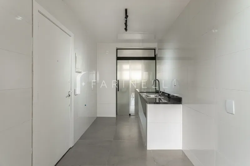Apartamento semimobiliado com armários embutidos e 4 quartos — photo 8