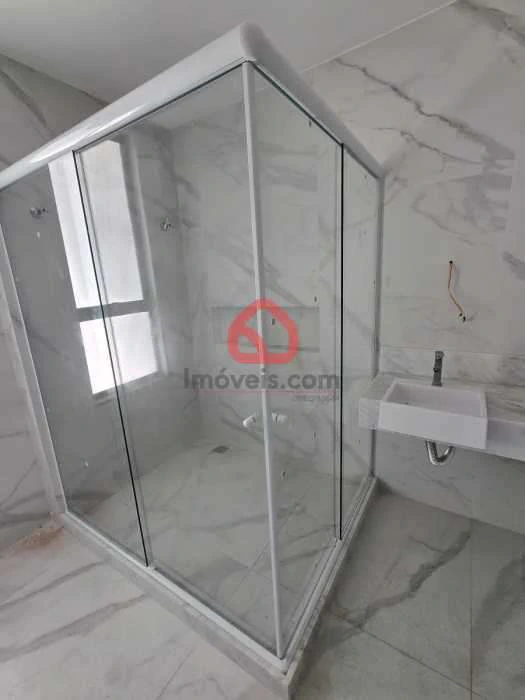 Casa de 214 m² com 4 suítes e 5 banheiros — photo 17