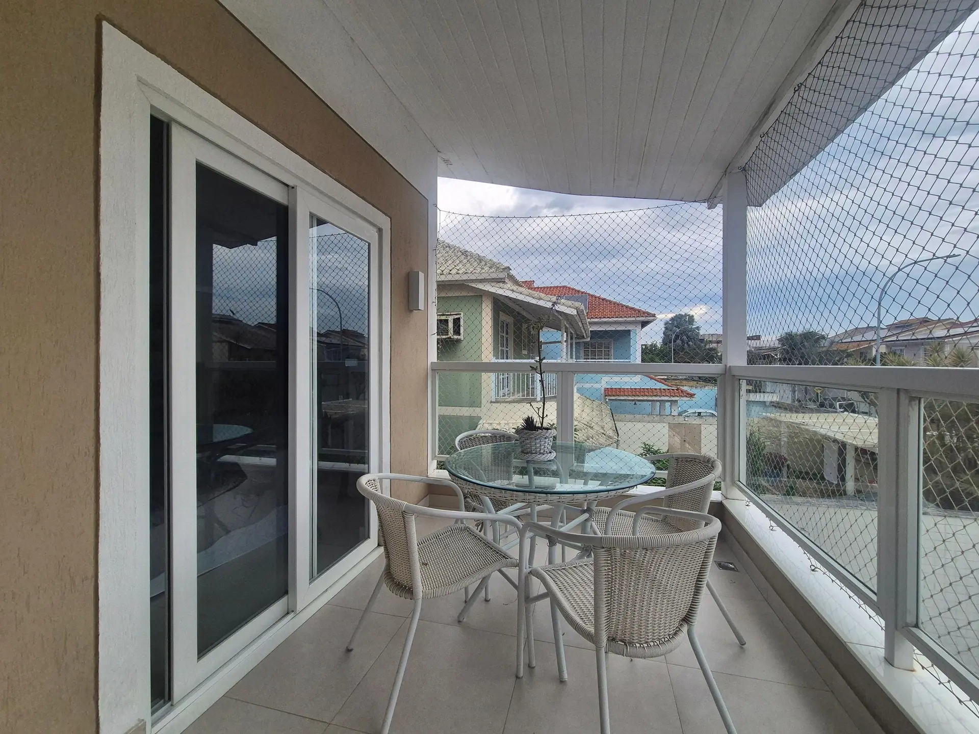 Garden in a 5-bedroom house, 400 m² — photo 21