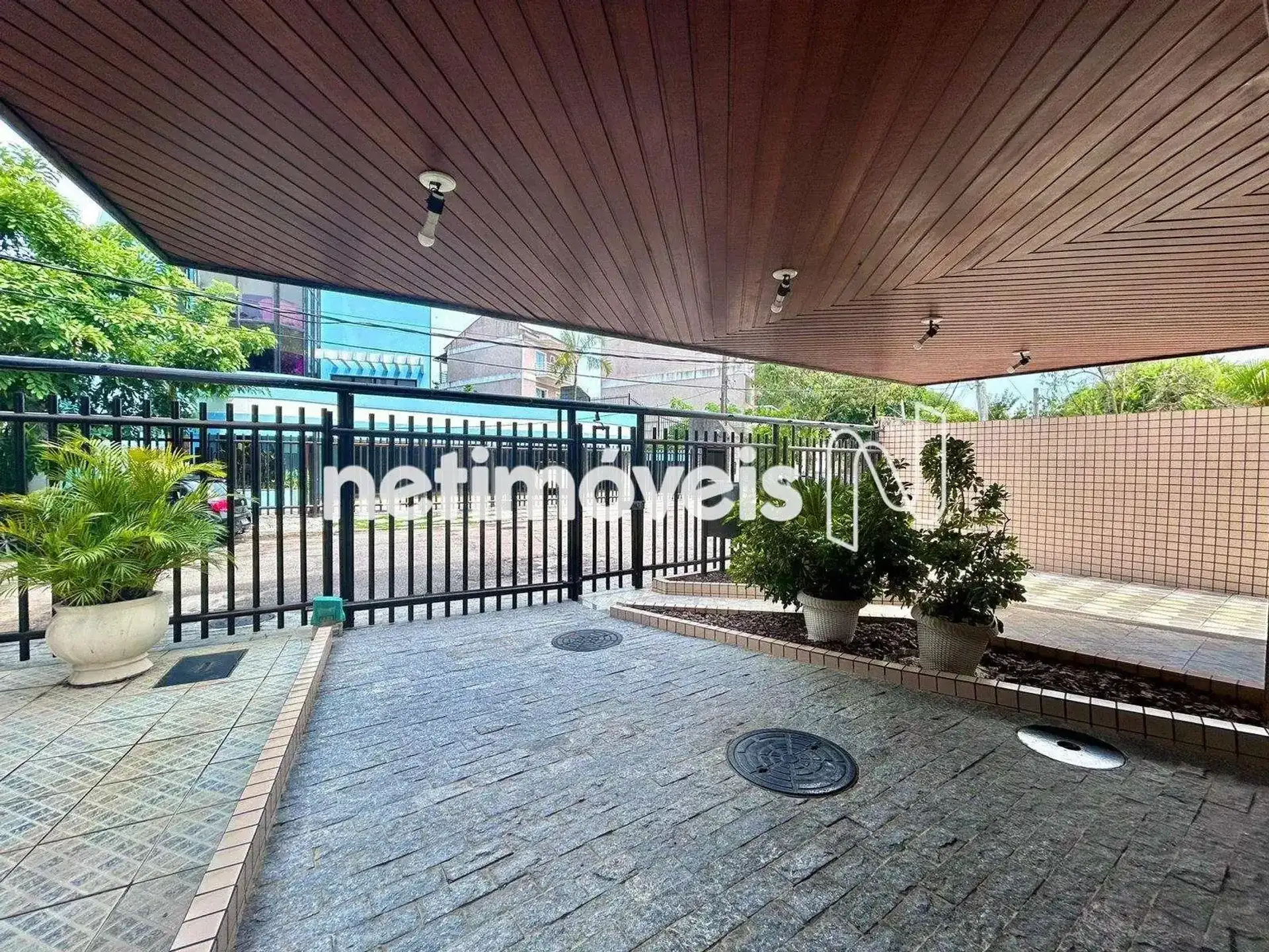 Apartamento com 3 dormitórios e varanda — photo 42