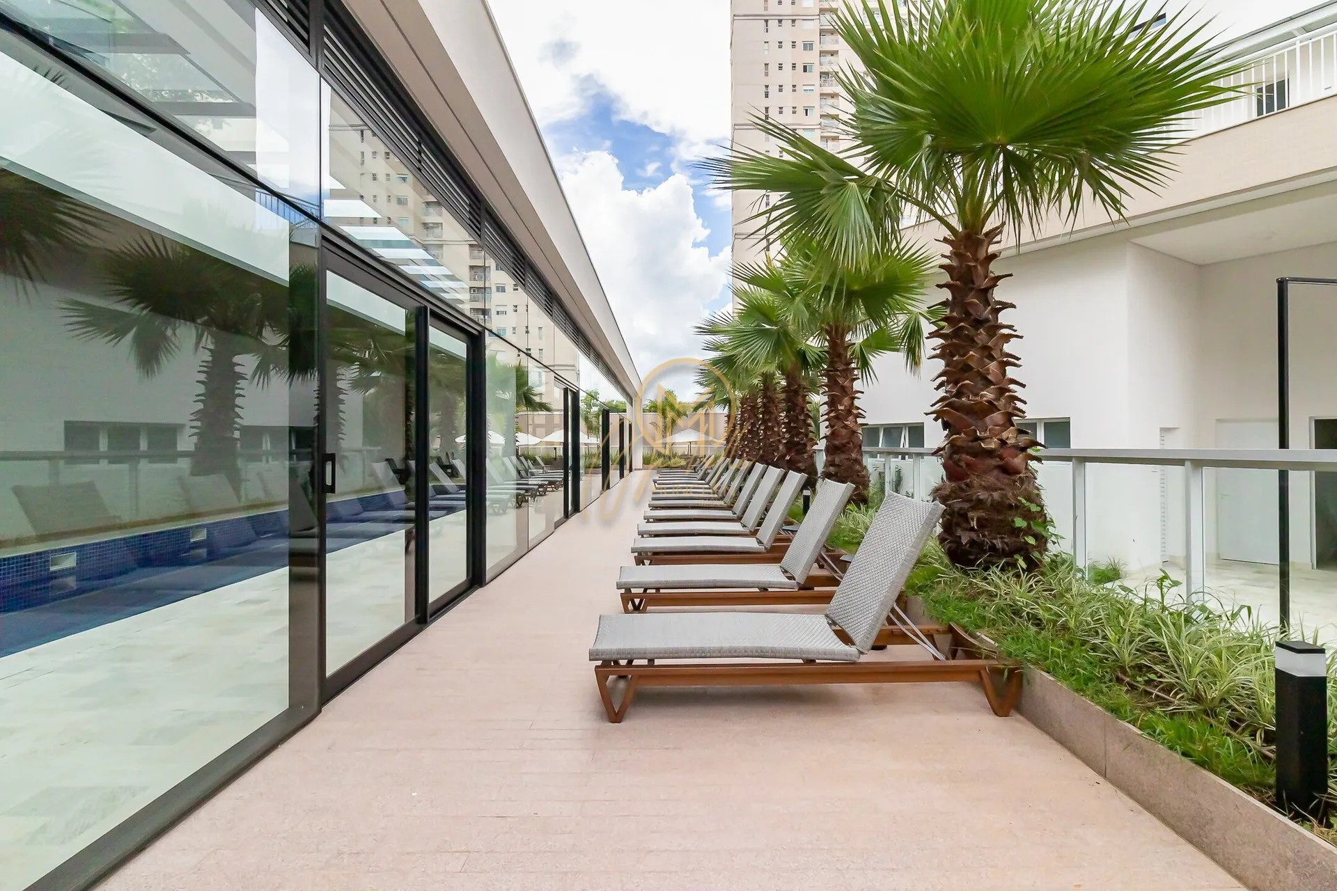 Furnished 462 m² apartment with 4 en-suite rooms — photo 38