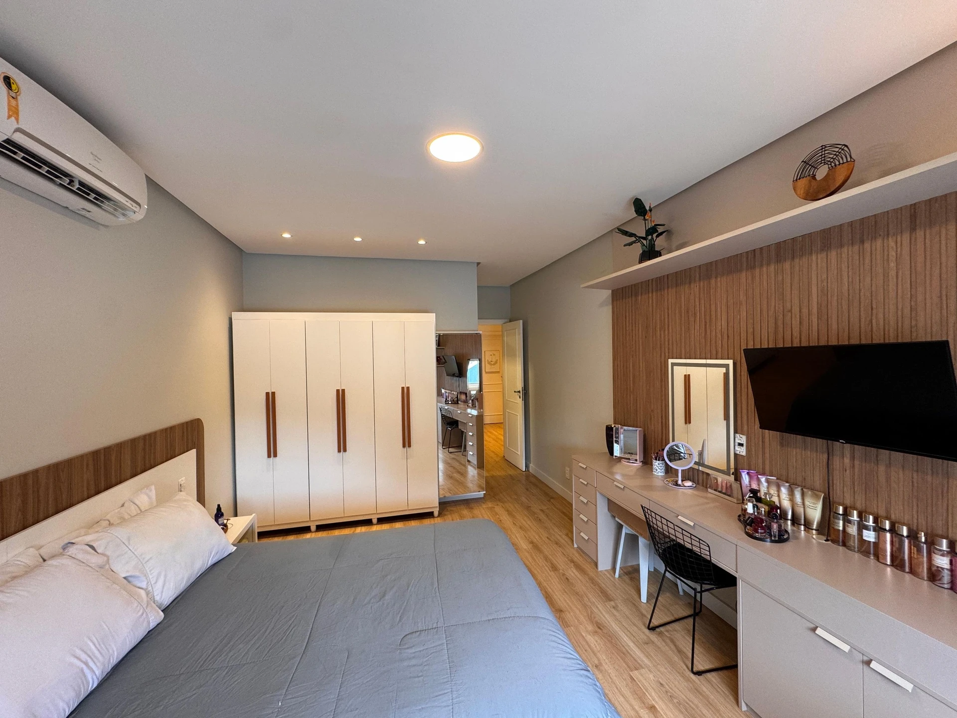 Furnished house, 550 m², with a bathtub — photo 6