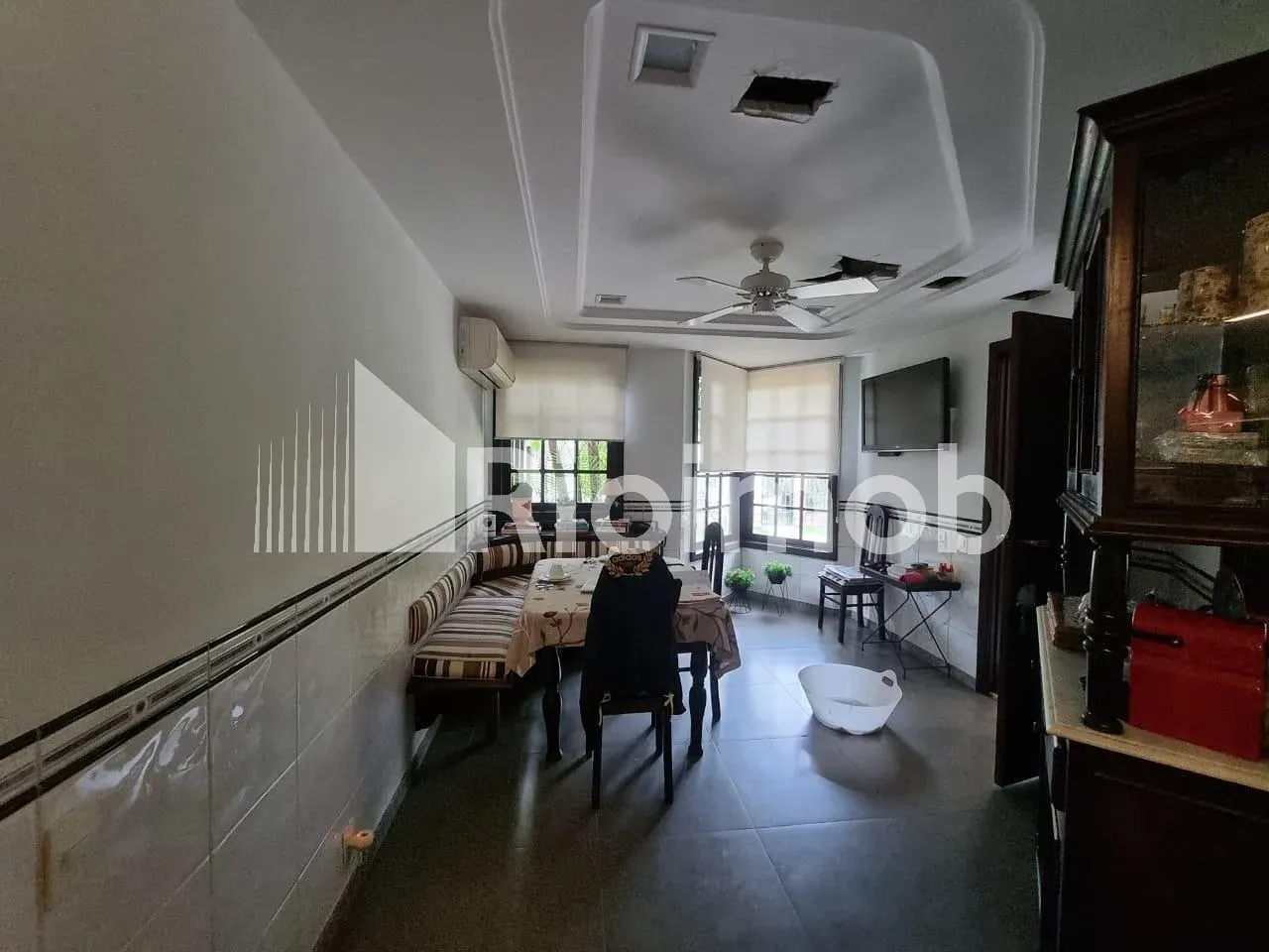 Furnished house with 5 bedrooms and 5 bathrooms — photo 13