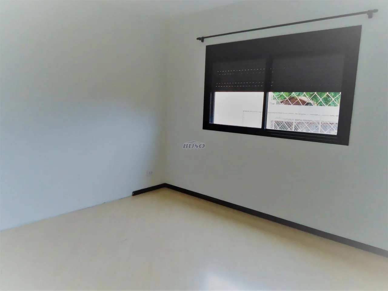 2-bedroom apartment with a grill on the balcony — photo 18