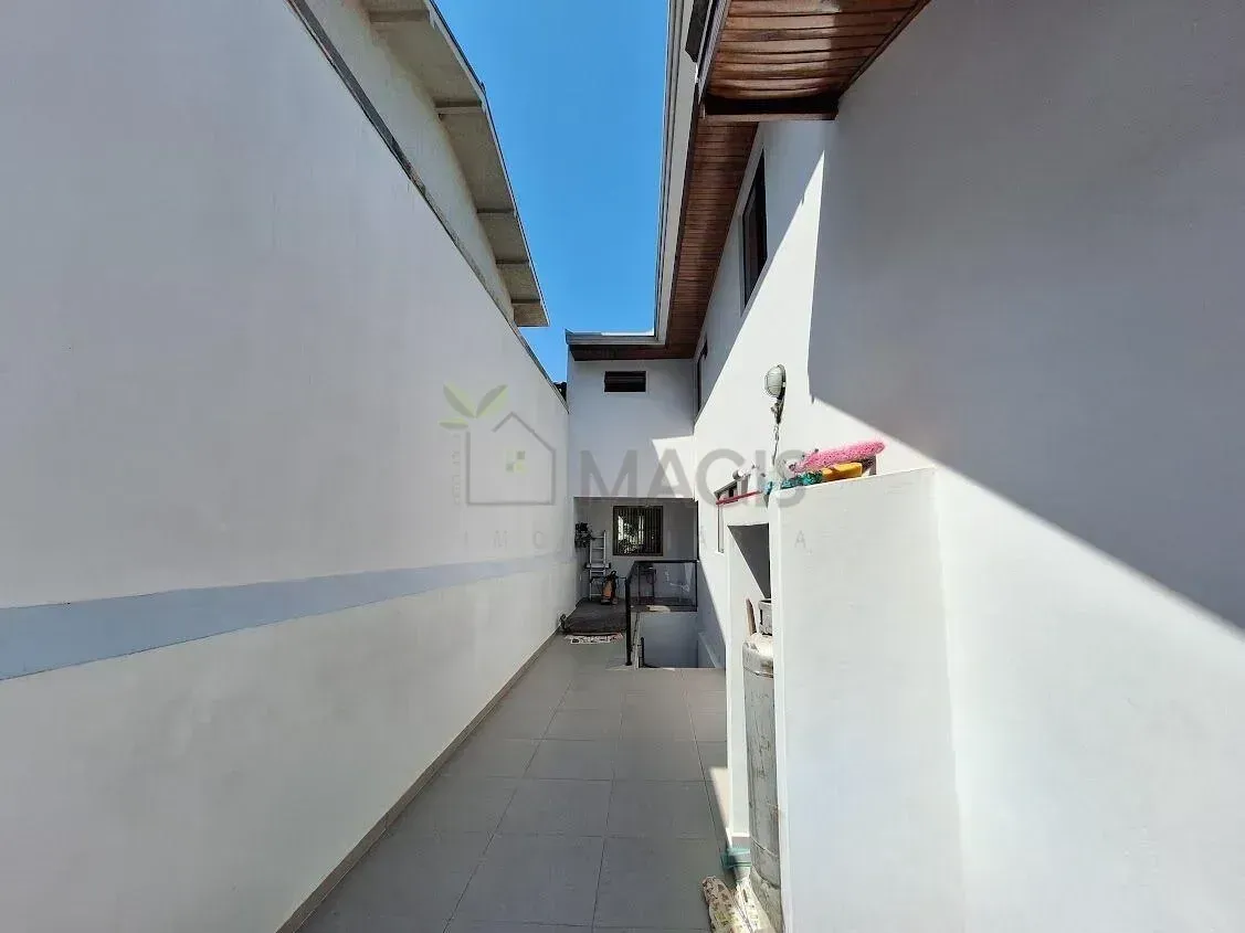 Furnished house, 203 m², with a home office — photo 22