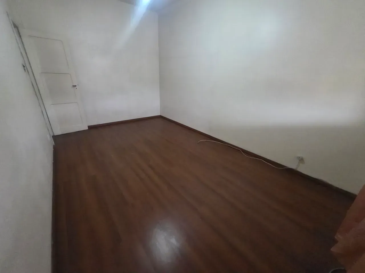 Apartment, 90 m², with wood or laminate floors — photo 13
