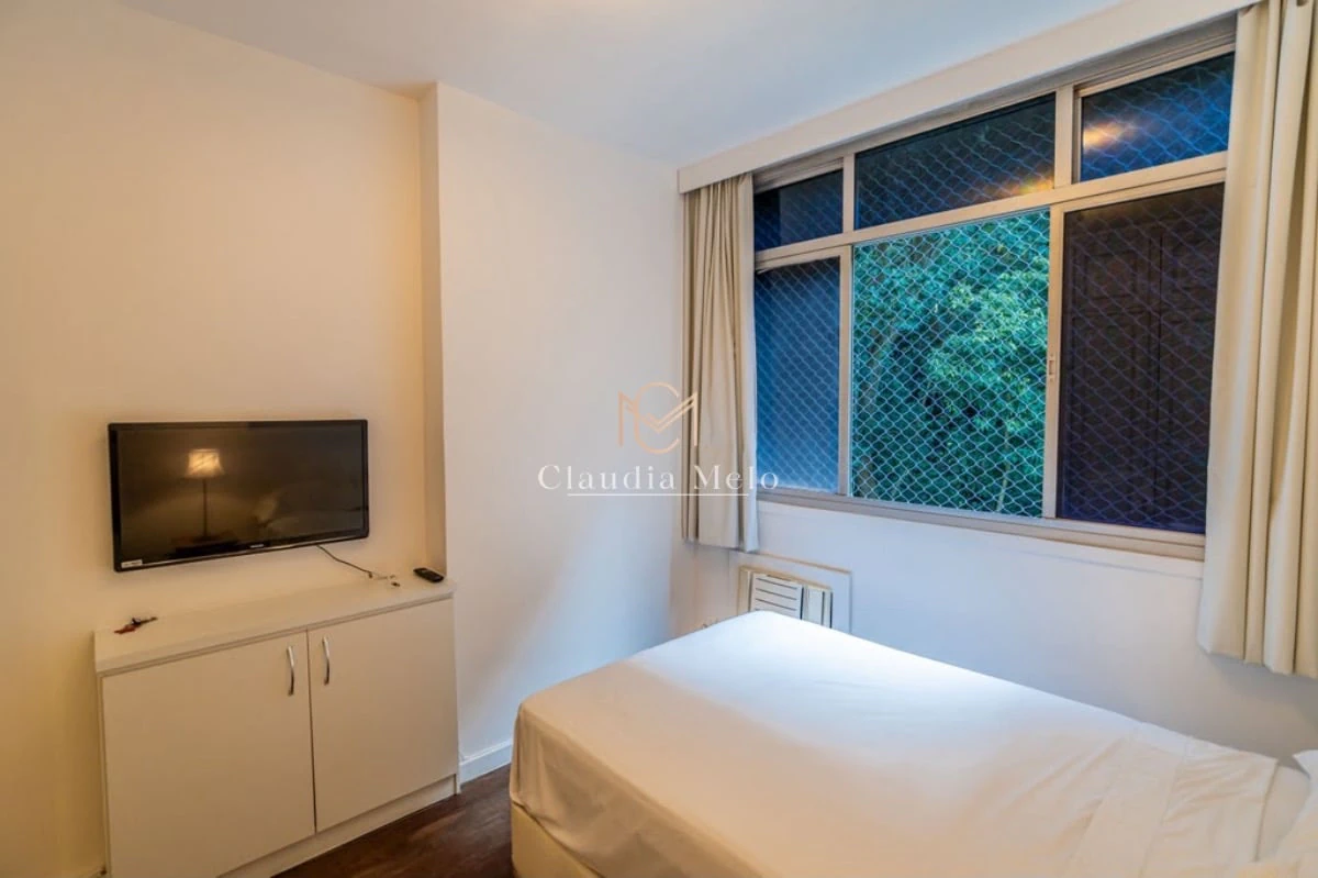 Furnished 4-bedroom apartment with gas stove kitchen — photo 15