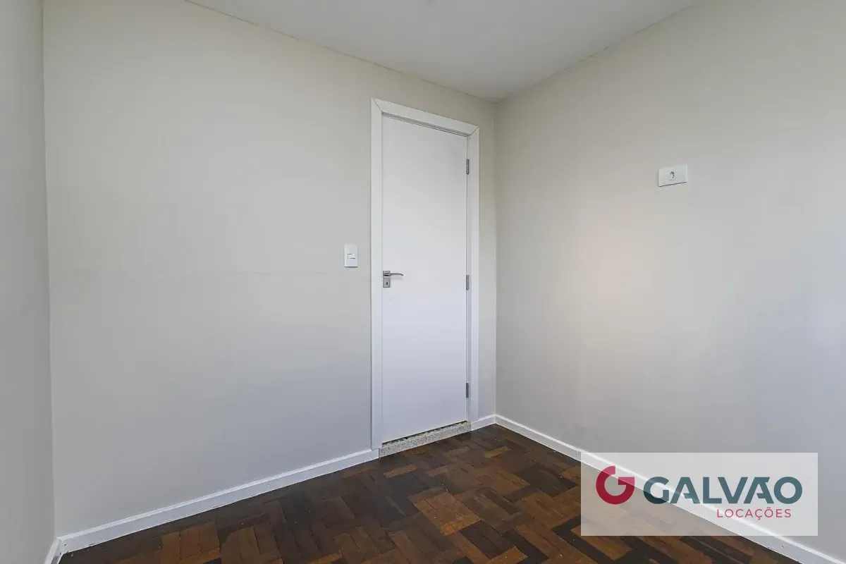 2-bedroom apartment with open-plan kitchen and 2 parking spaces — photo 14
