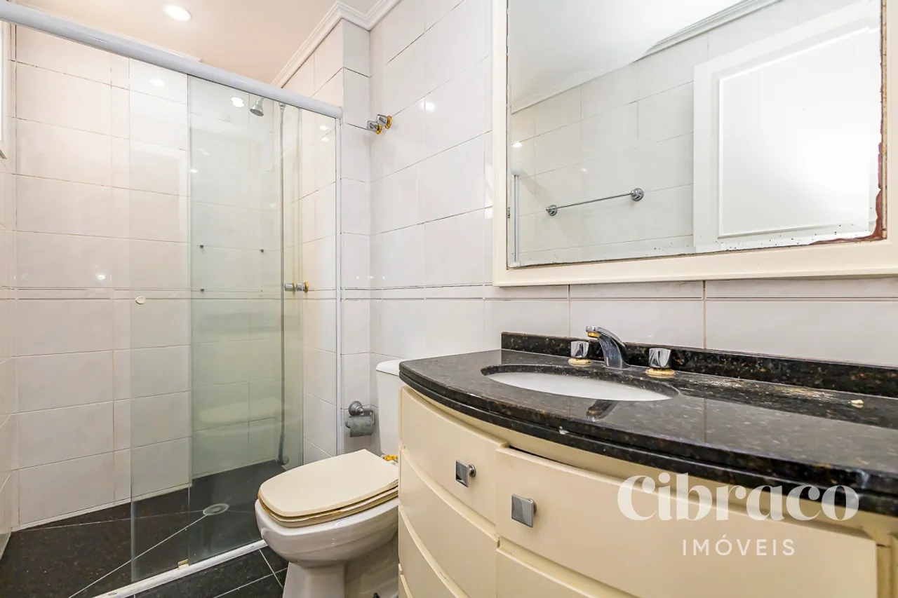 Apartamento de 3 dormitorios con 205 m² y balcón — photo 16