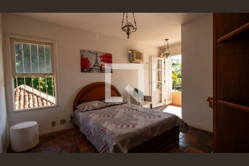 Unfurnished house with 3 bedrooms and 5 baths, 1500 m² — photo 19