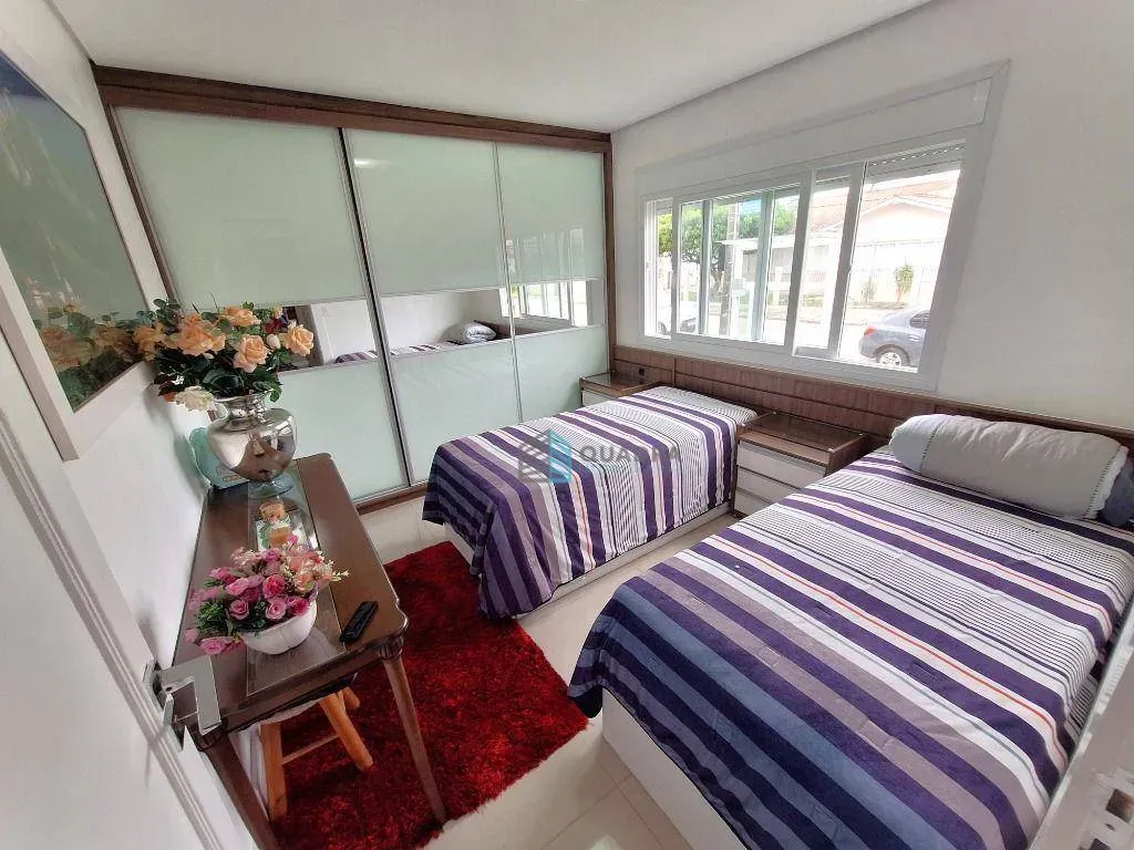 5-bedroom house with a private pool in Florianópolis — photo 47