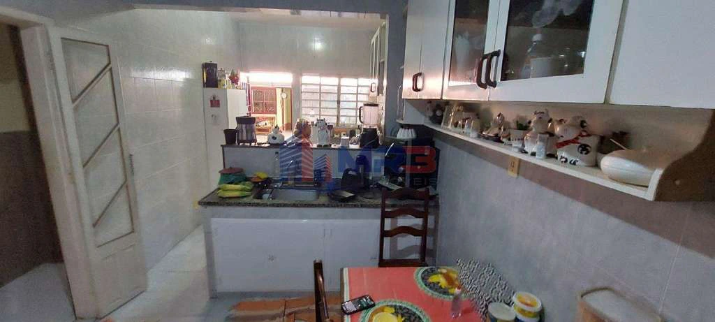 Furnished house with 5 bedrooms and a home office — photo 2