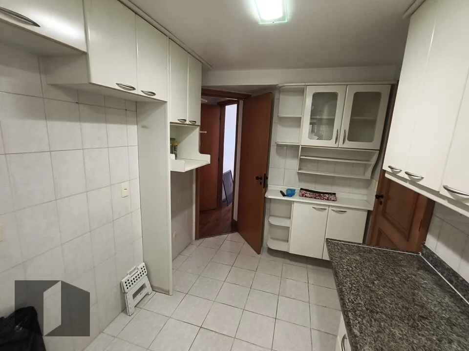 3-bedroom apartment in a building with a sauna — photo 17