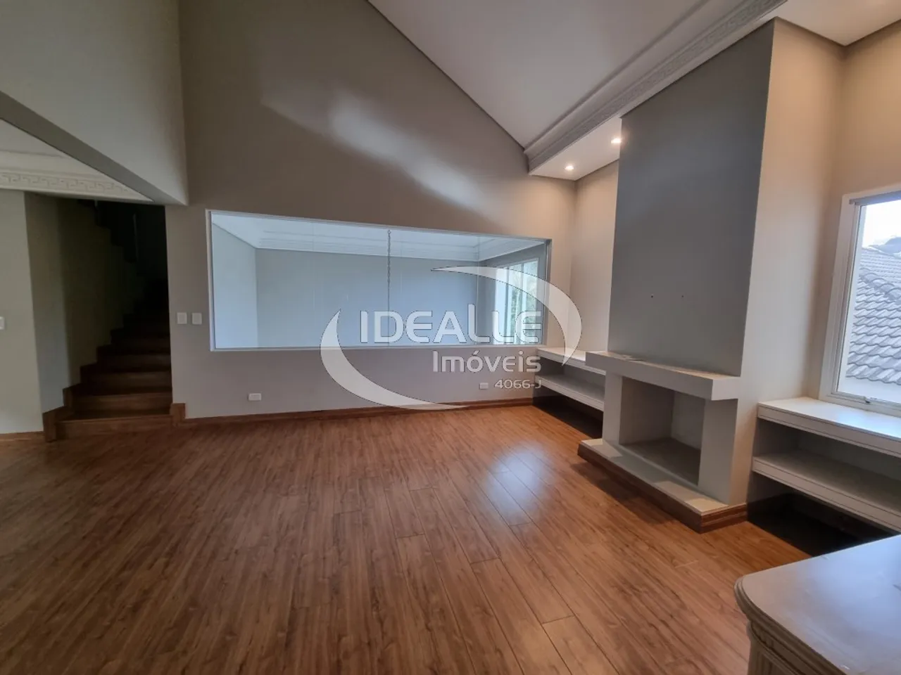 Rental house with 5 bedrooms and 6 bathrooms — photo 19