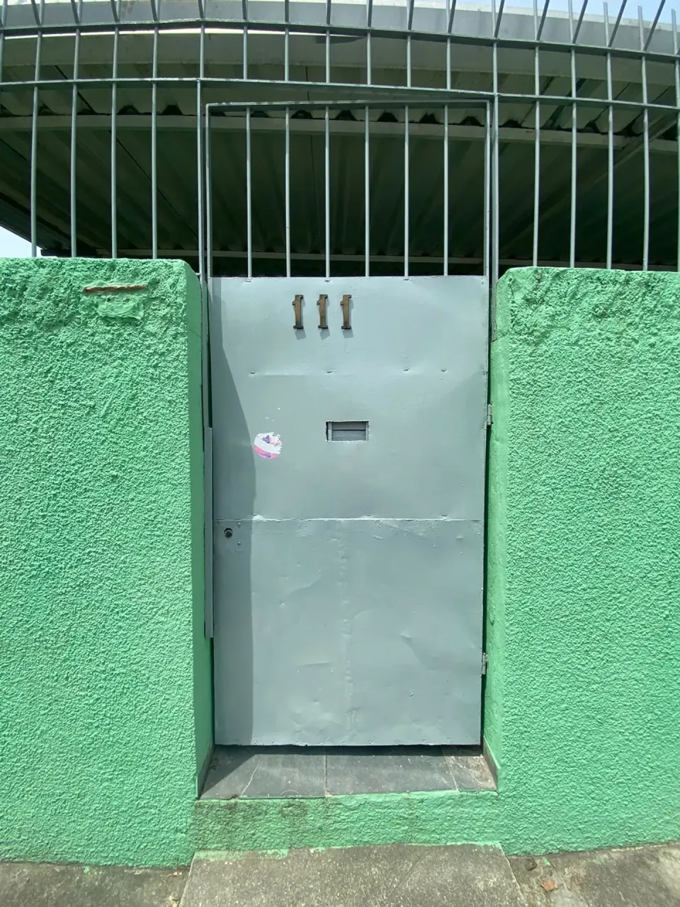 Casa sin muebles con 2 dormitorios y balcón — photo 17