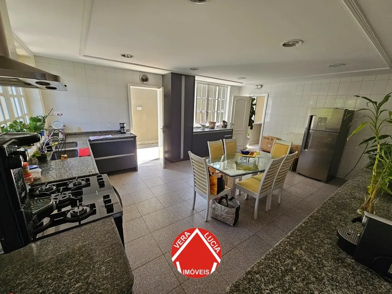 Furnished duplex house with 5 bedrooms and 5 baths — photo 3