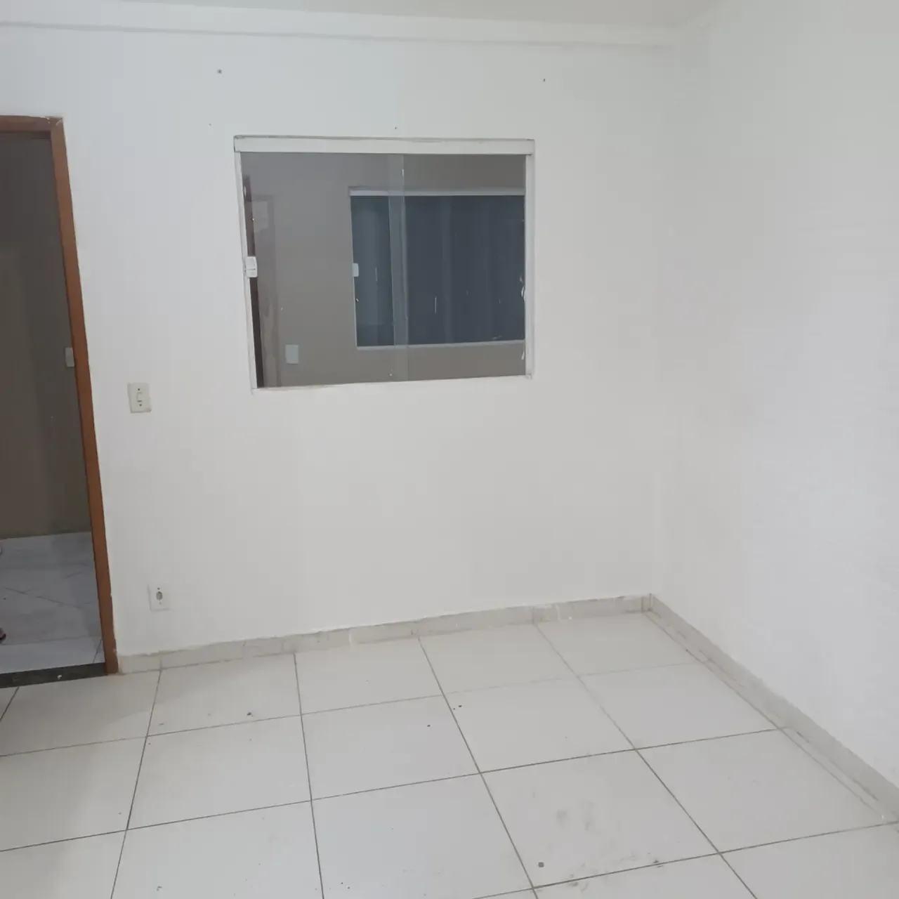 2-bedroom apartment with separate kitchen and air conditioning