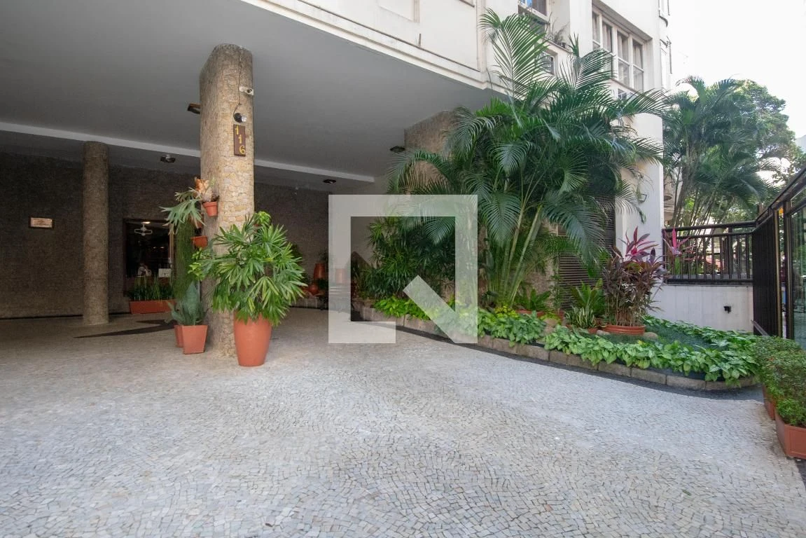 2-bedroom apartment with a private BBQ — photo 50