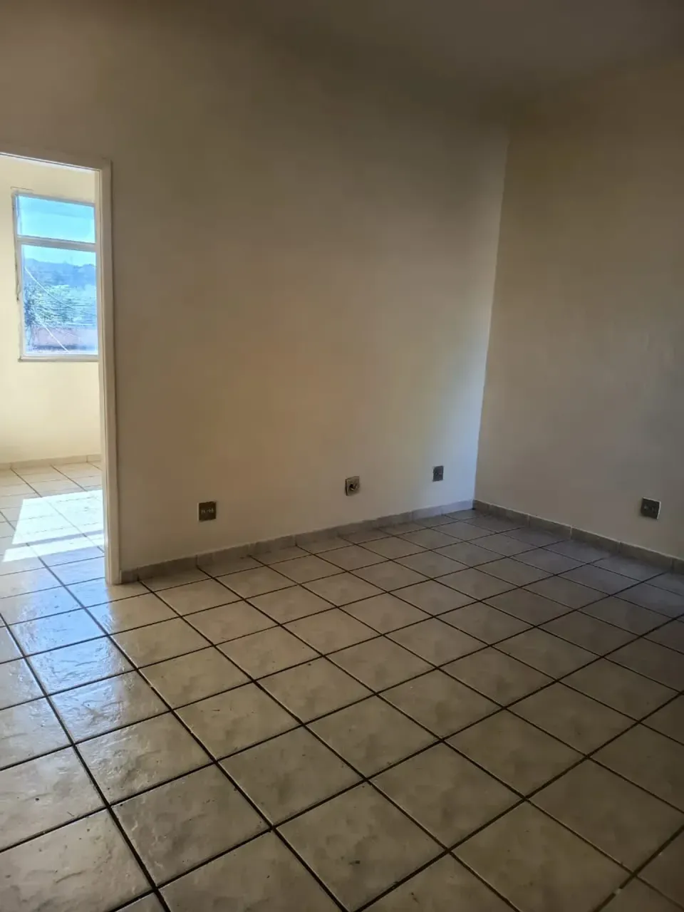 1-bedroom 1-bath apartment with no parking — photo 16