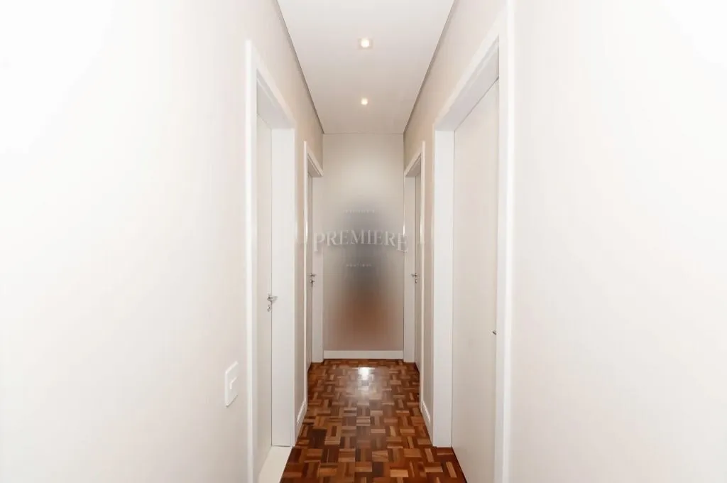 137 m² apartment with 3 bedrooms and 1 parking spot — photo 10