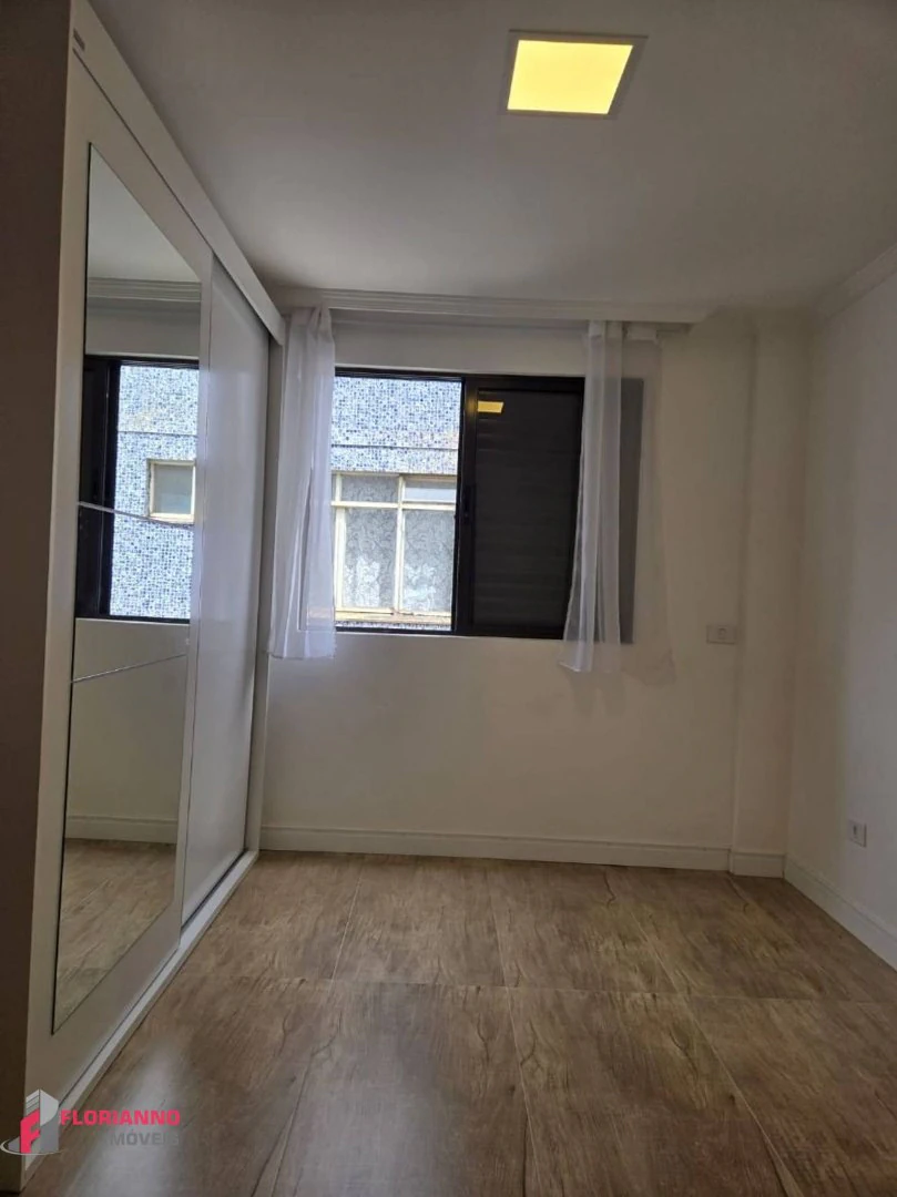 57 m² apartment with a dryer and a home office — photo 3