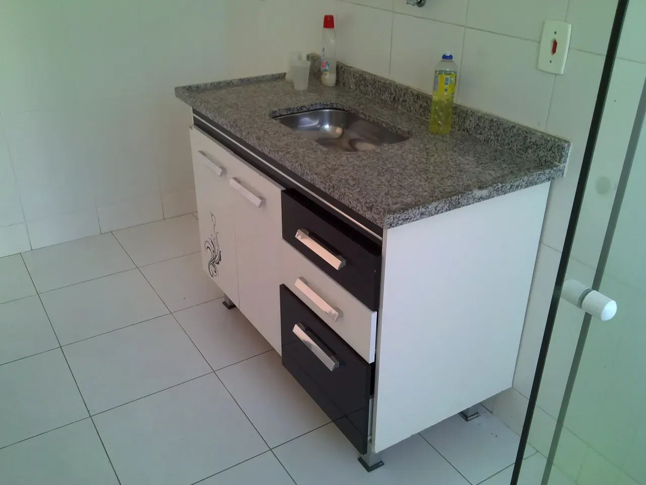 Unfurnished apartment with 2 bedrooms and 1 bathroom — photo 15