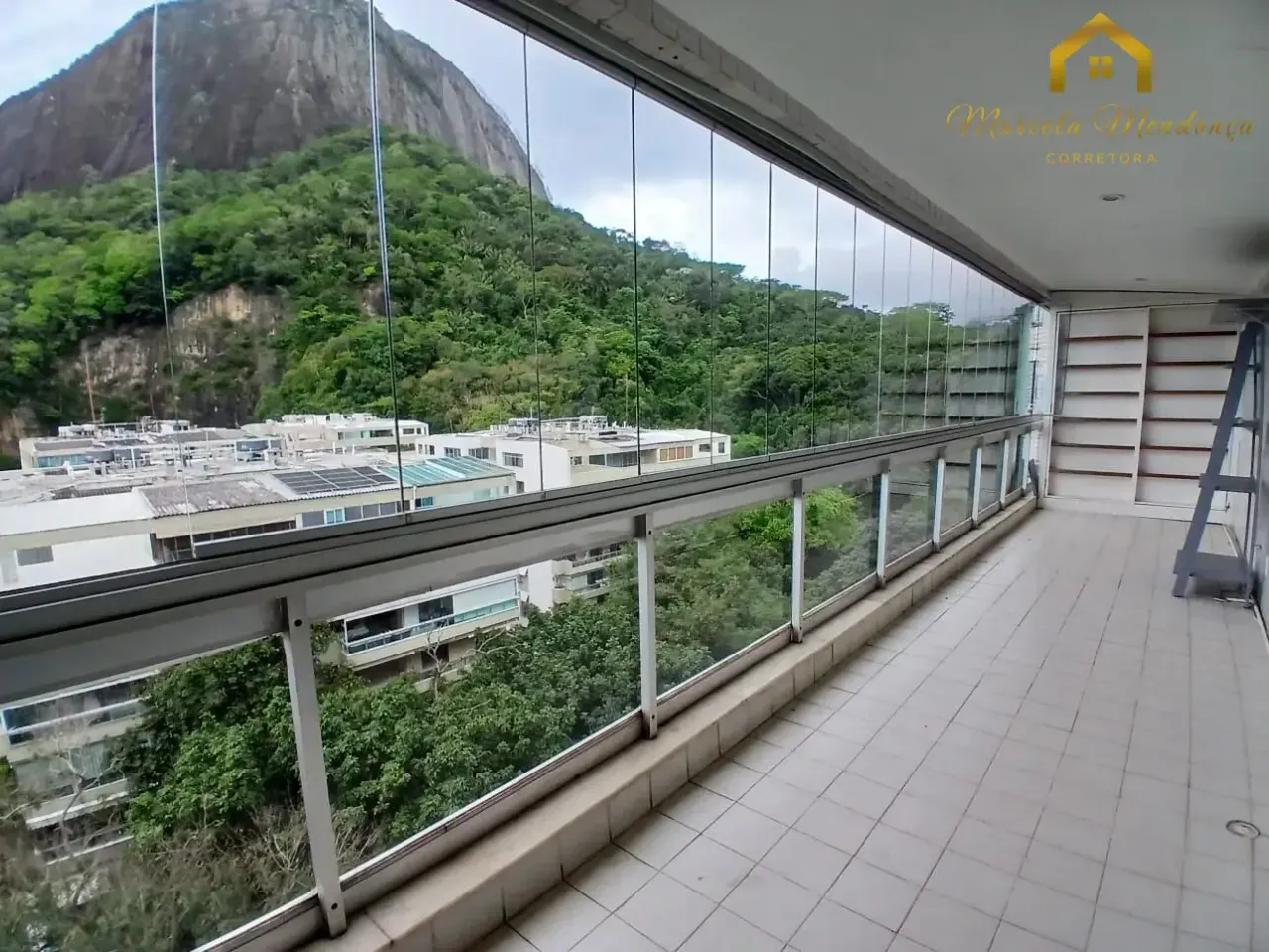Apartment, 109 m², with a glass-enclosed balcony — photo 19