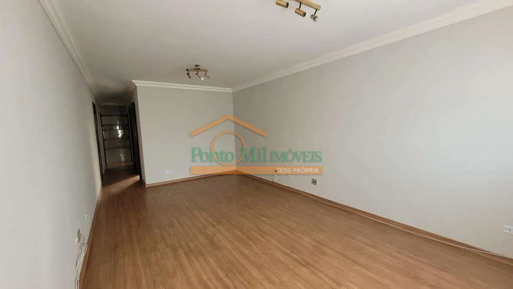 2-bedroom apartment with a washing machine in Curitiba — photo 26