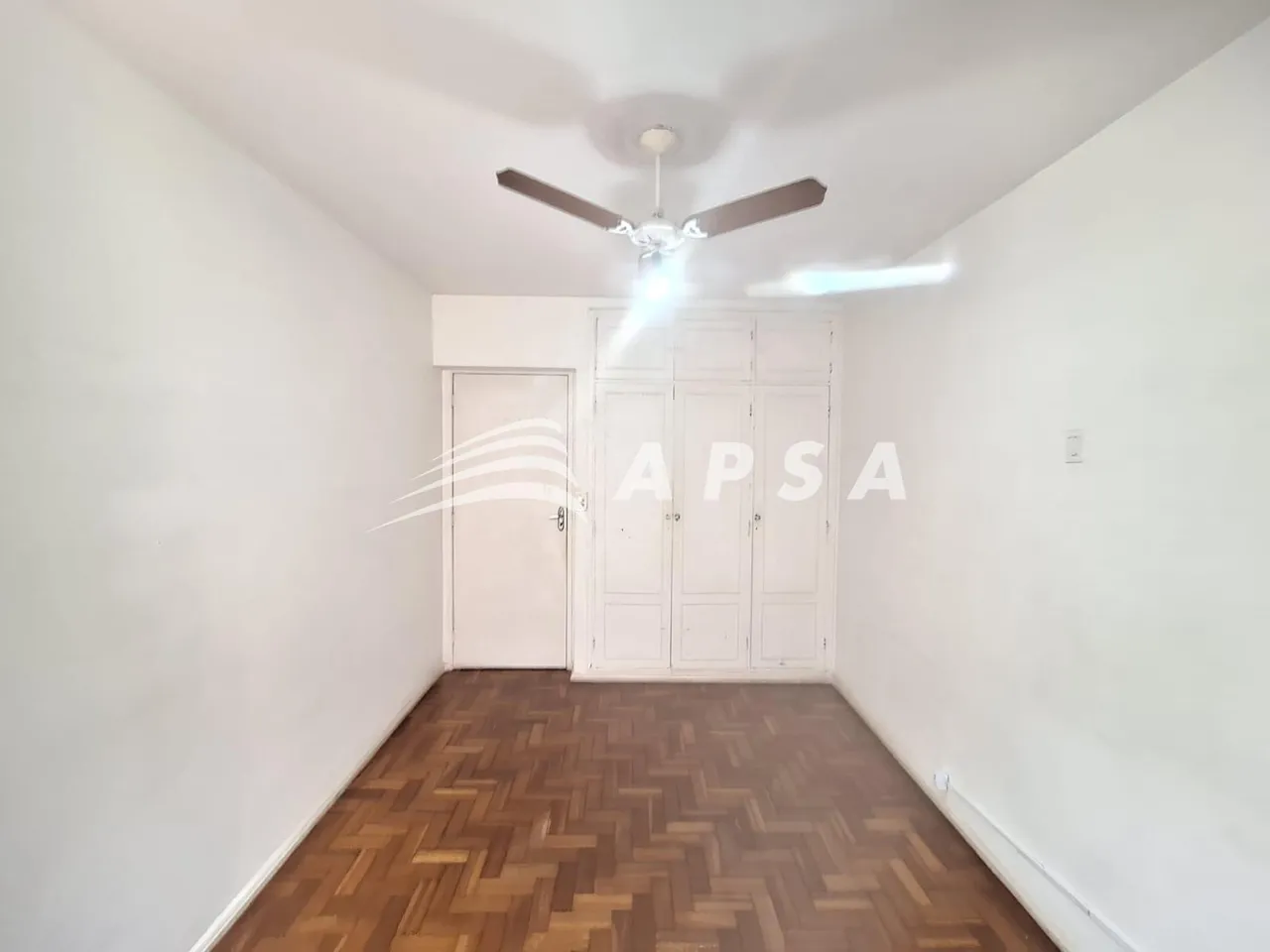 Rental apartment with 3 bedrooms and 2 bathrooms — photo 12