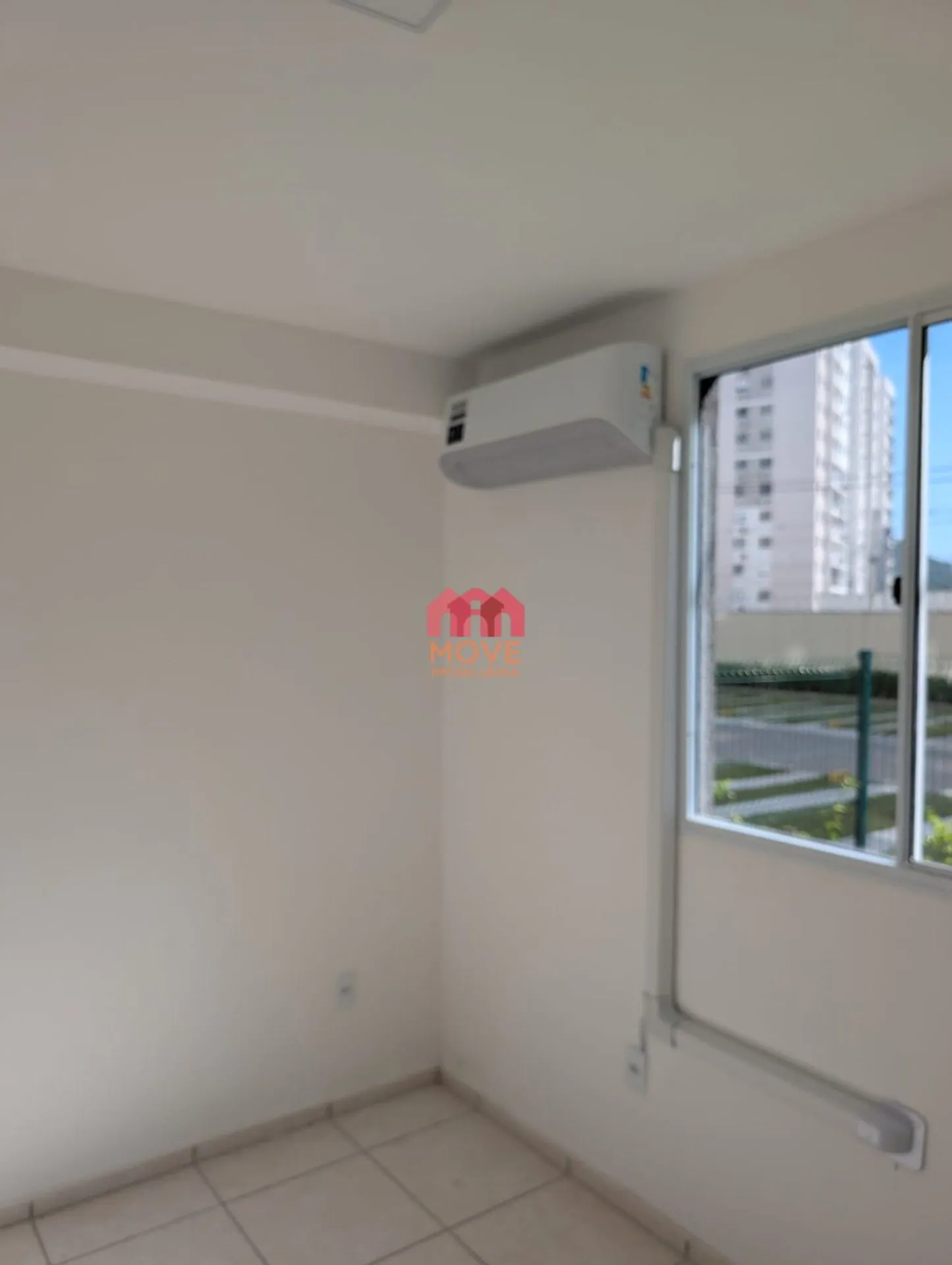 Garden apartment with 2 bedrooms and 2 bathrooms — photo 4