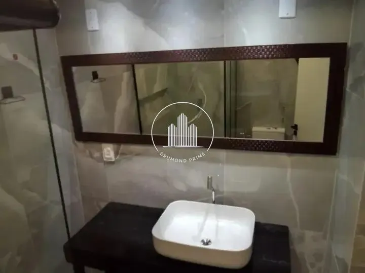 3-bedroom apartment, 2 with their own bathrooms, 140 m² — photo 33