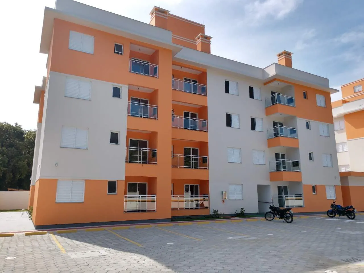 2-bedroom apartment with balcony and built-in grill — photo 10