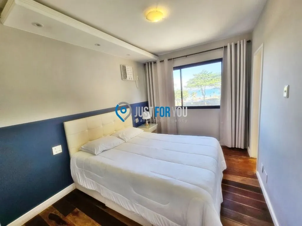 Furnished apartment with 4 bedrooms and 144 m² — photo 33