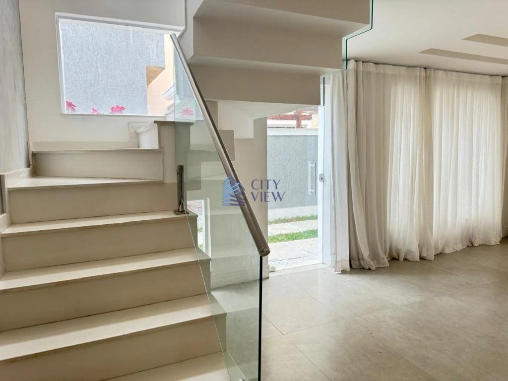 House with 5 bedrooms and 360 m² plus 4 parking spots — photo 13
