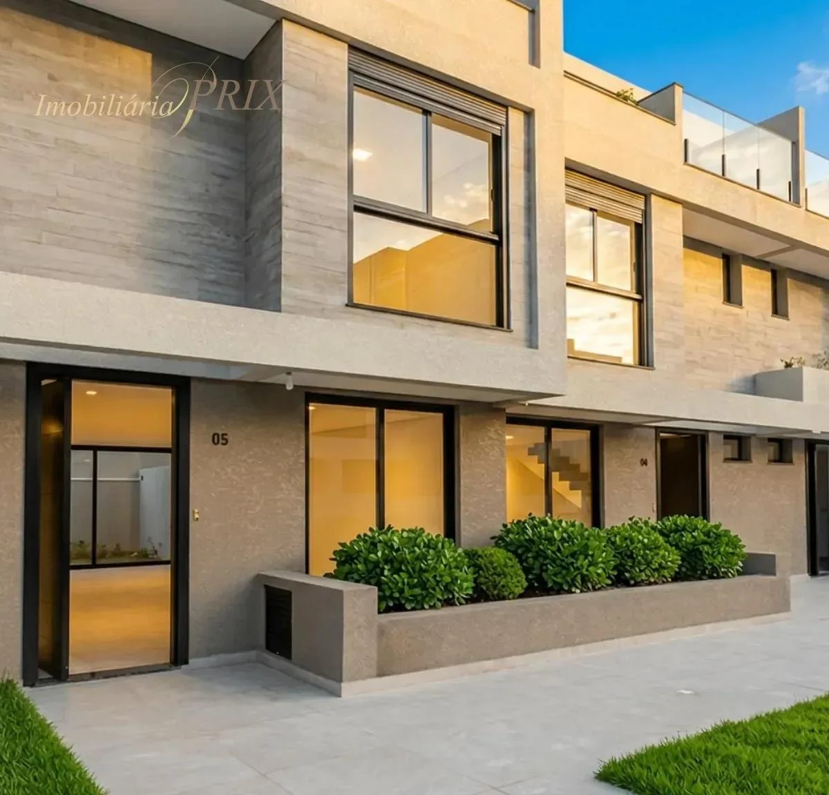 Casa com 3 dormitórios e 272 m² com 2 vagas