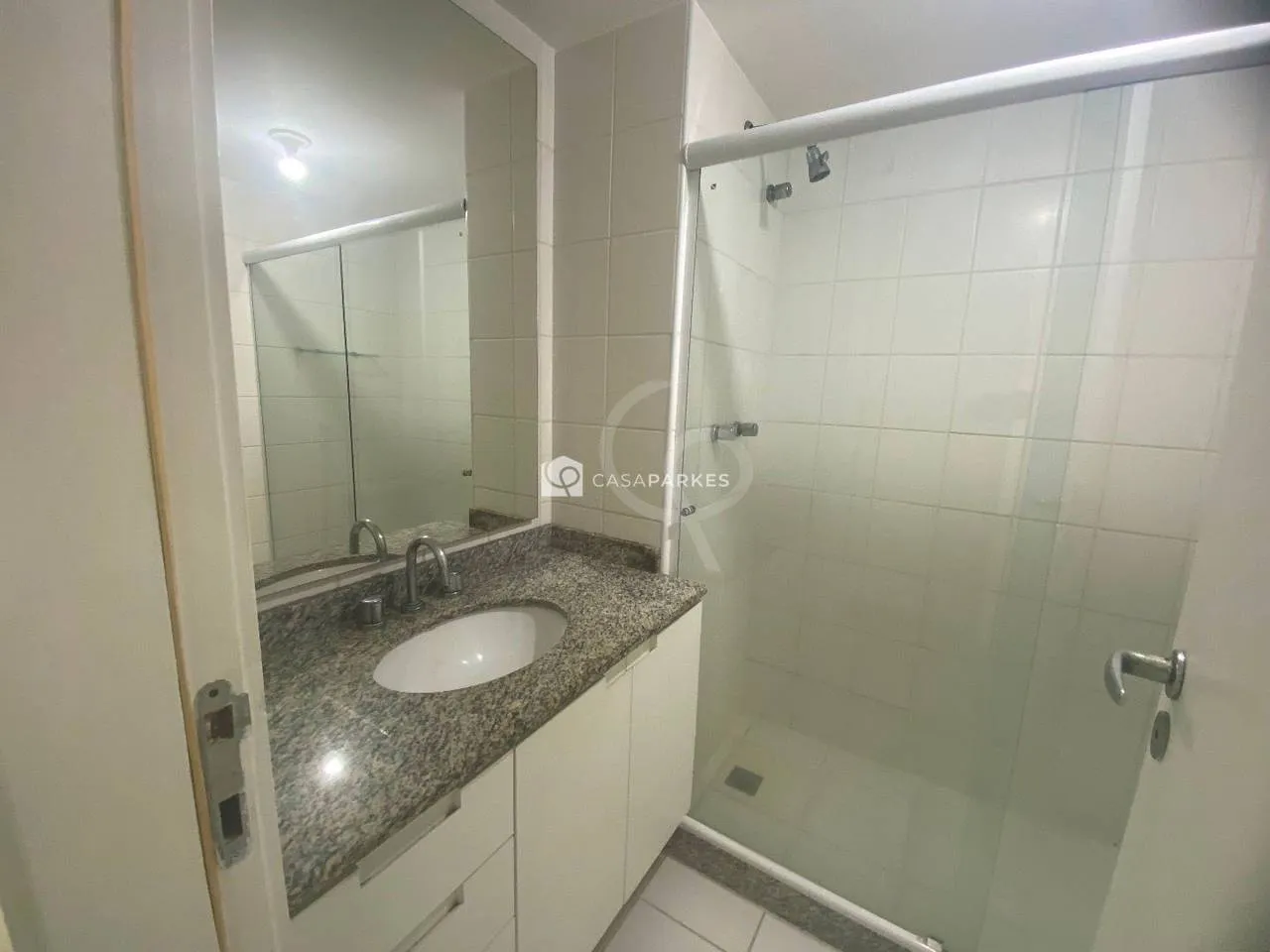 Apartment on the 9th floor with a glass-enclosed balcony — photo 39