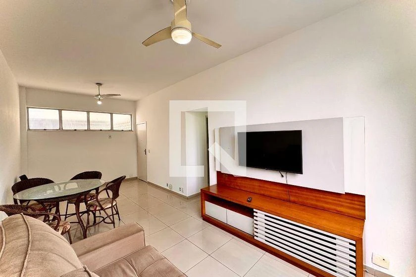 2-bedroom apartment with a home office — photo 3