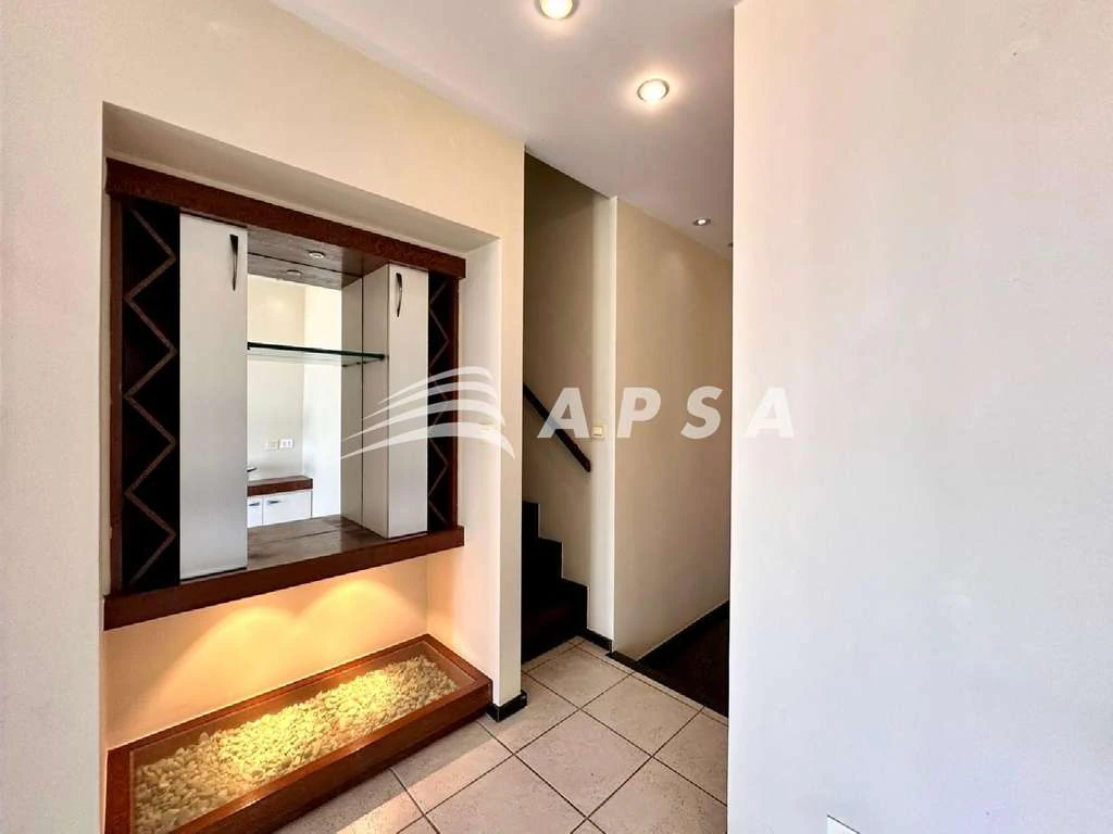 200 m² duplex with 3 en-suite bedrooms and 2 parking spots — photo 26