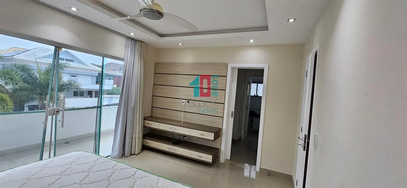 Duplex house with 4 bedrooms and 3 en-suites, 289 m² — photo 40